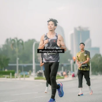 Runner Photo 6743890