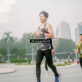 Runner Photo 6743896