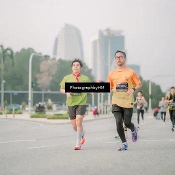 Runner Photo 6743928