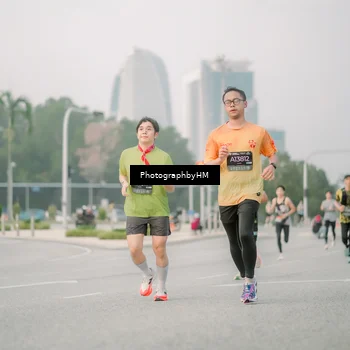 Runner Photo 6743931