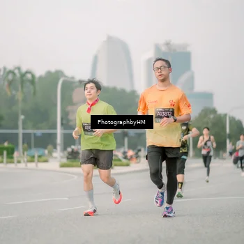 Runner Photo 6743944