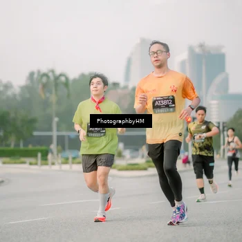 Runner Photo 6743946