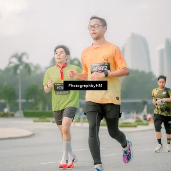 Runner Photo 6743956