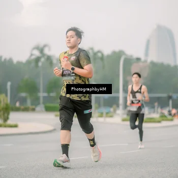 Runner Photo 6743974