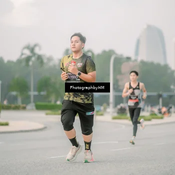 Runner Photo 6743975