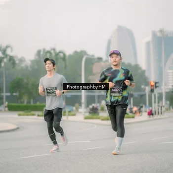 Runner Photo 6743996