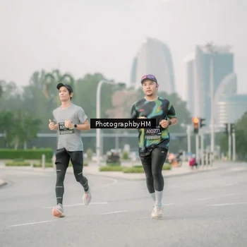 Runner Photo 6743998