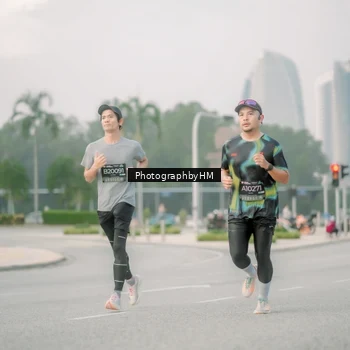 Runner Photo 6744003