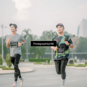 Runner Photo 6744007
