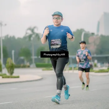 Runner Photo 6744021