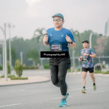 Runner Photo 6744031