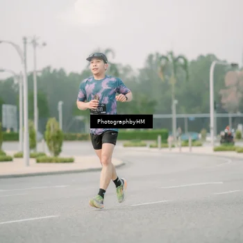 Runner Photo 6744032