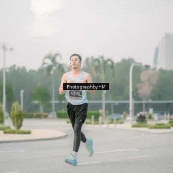 Runner Photo 6744076