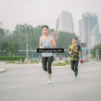 Runner Photo 6744081