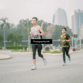 Runner Photo 6744091