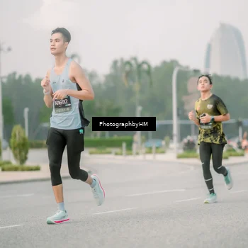 Runner Photo 6744099