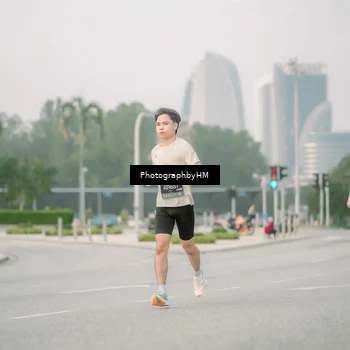 Runner Photo 6744122