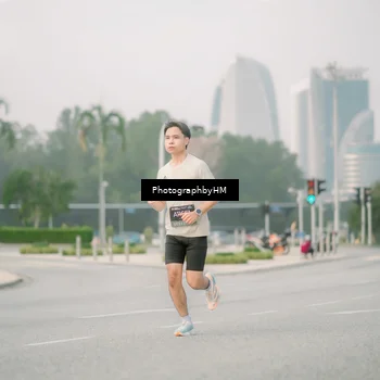Runner Photo 6744136