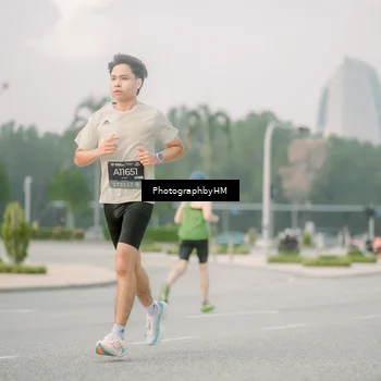 Runner Photo 6744141