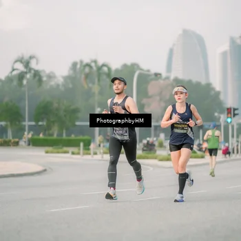 Runner Photo 6744174