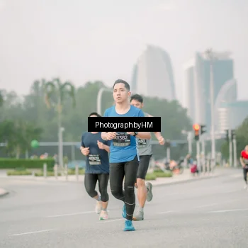 Runner Photo 6744213