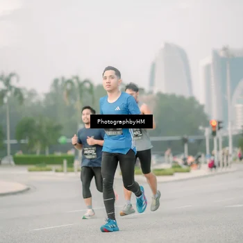 Runner Photo 6744217