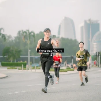 Runner Photo 6744233