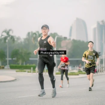 Runner Photo 6744234