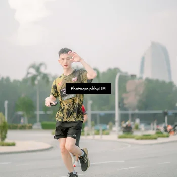 Runner Photo 6744246