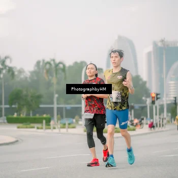 Runner Photo 6744260