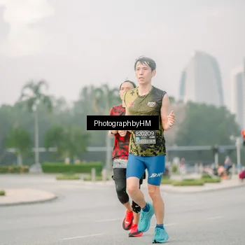 Runner Photo 6744282