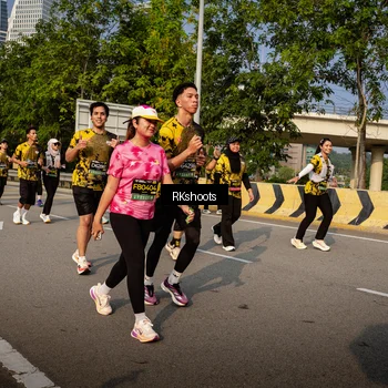 Runner Photo 6744291