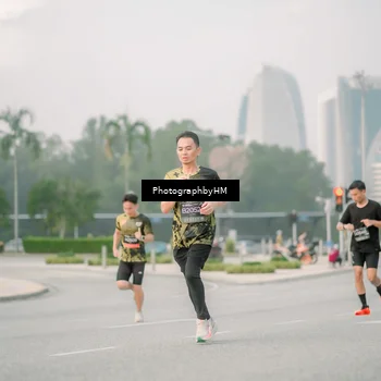 Runner Photo 6744307