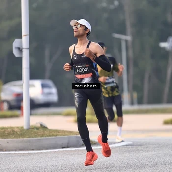 Runner Photo 6744354