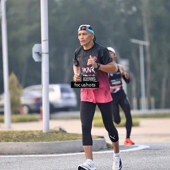 Runner Photo 6744358
