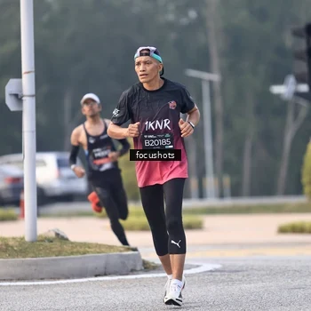 Runner Photo 6744374