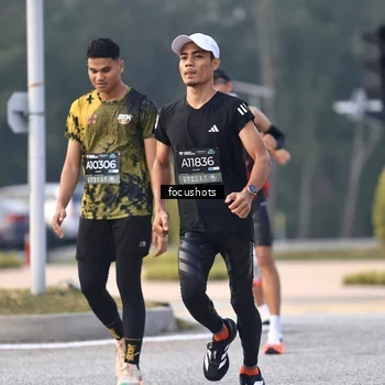 Runner Photo 6744401