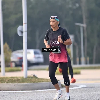 Runner Photo 6744404
