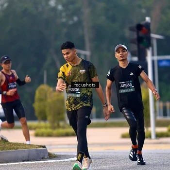 Runner Photo 6744405
