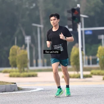 Runner Photo 6744504