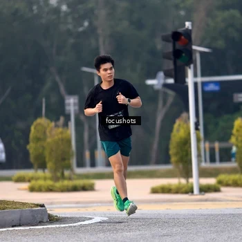 Runner Photo 6744526