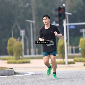 Runner Photo 6744529