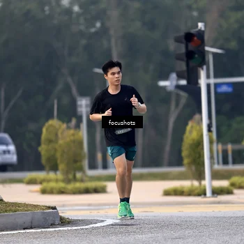 Runner Photo 6744554