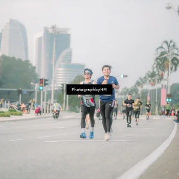 Runner Photo 6744559