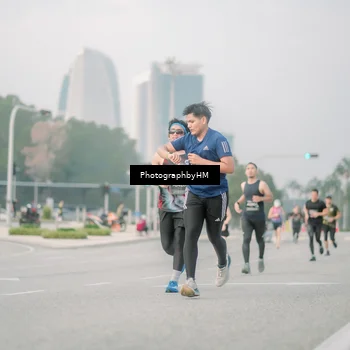 Runner Photo 6744576