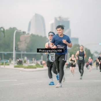 Runner Photo 6744586