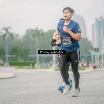 Runner Photo 6744597