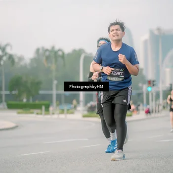 Runner Photo 6744601