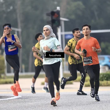 Runner Photo 6744602
