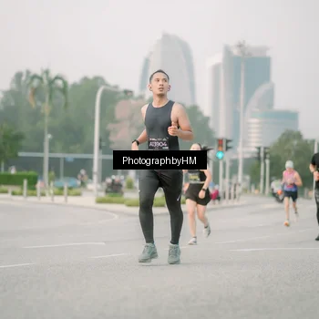 Runner Photo 6744612
